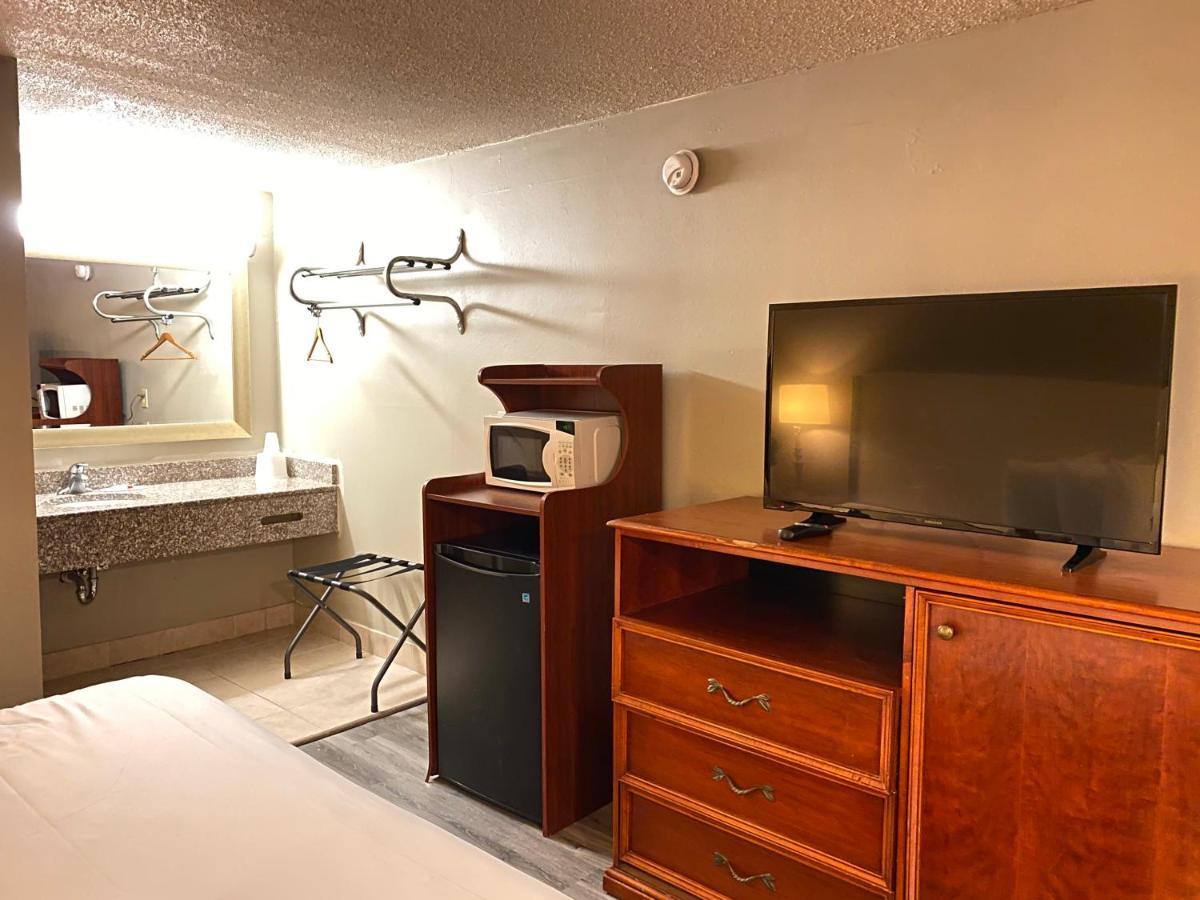 Travelodge By Wyndham Laurel Ft Meade Near Nsa Exterior foto